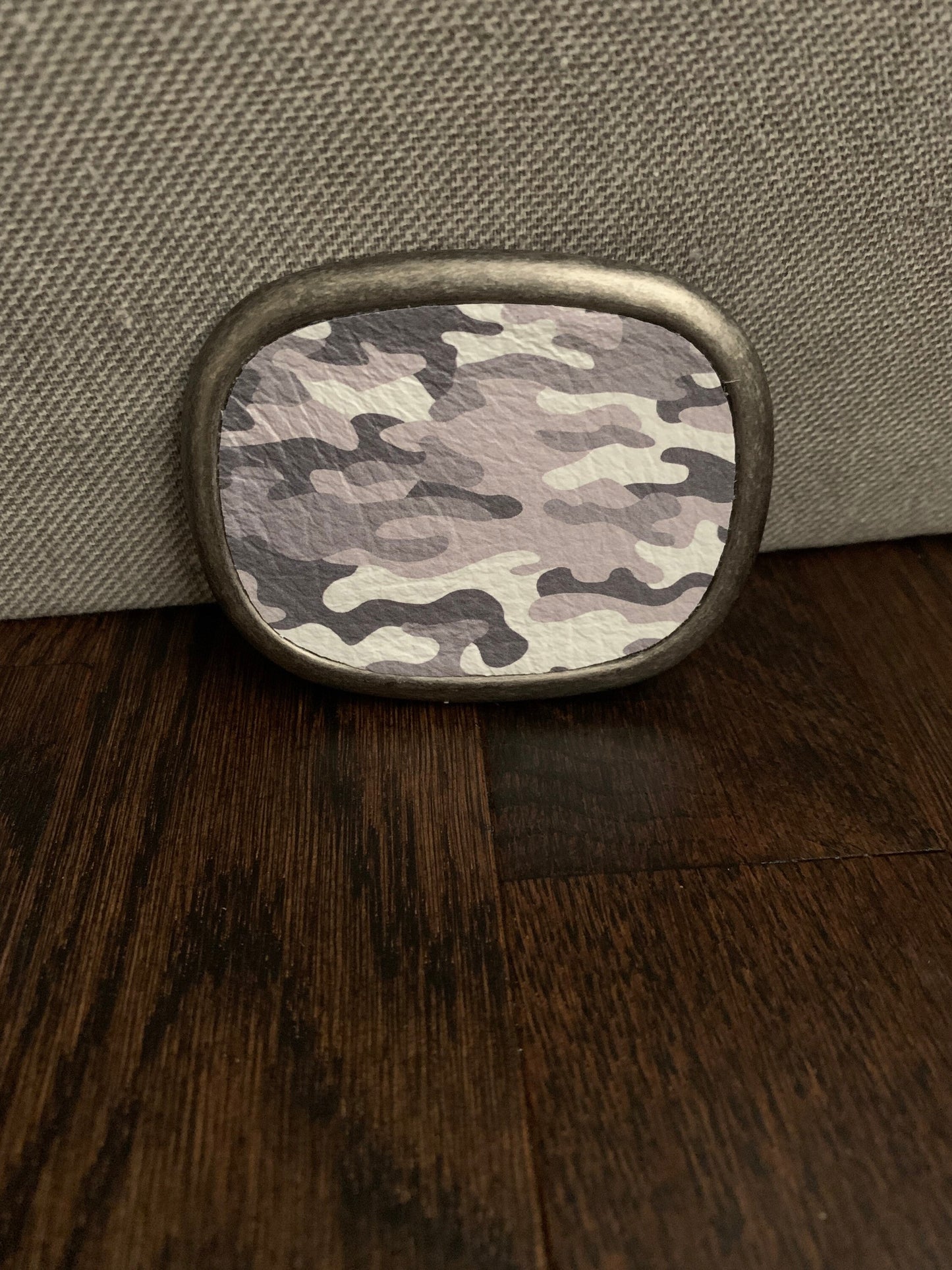 Camouflage White and Gray Oval Leather Belt Buckle